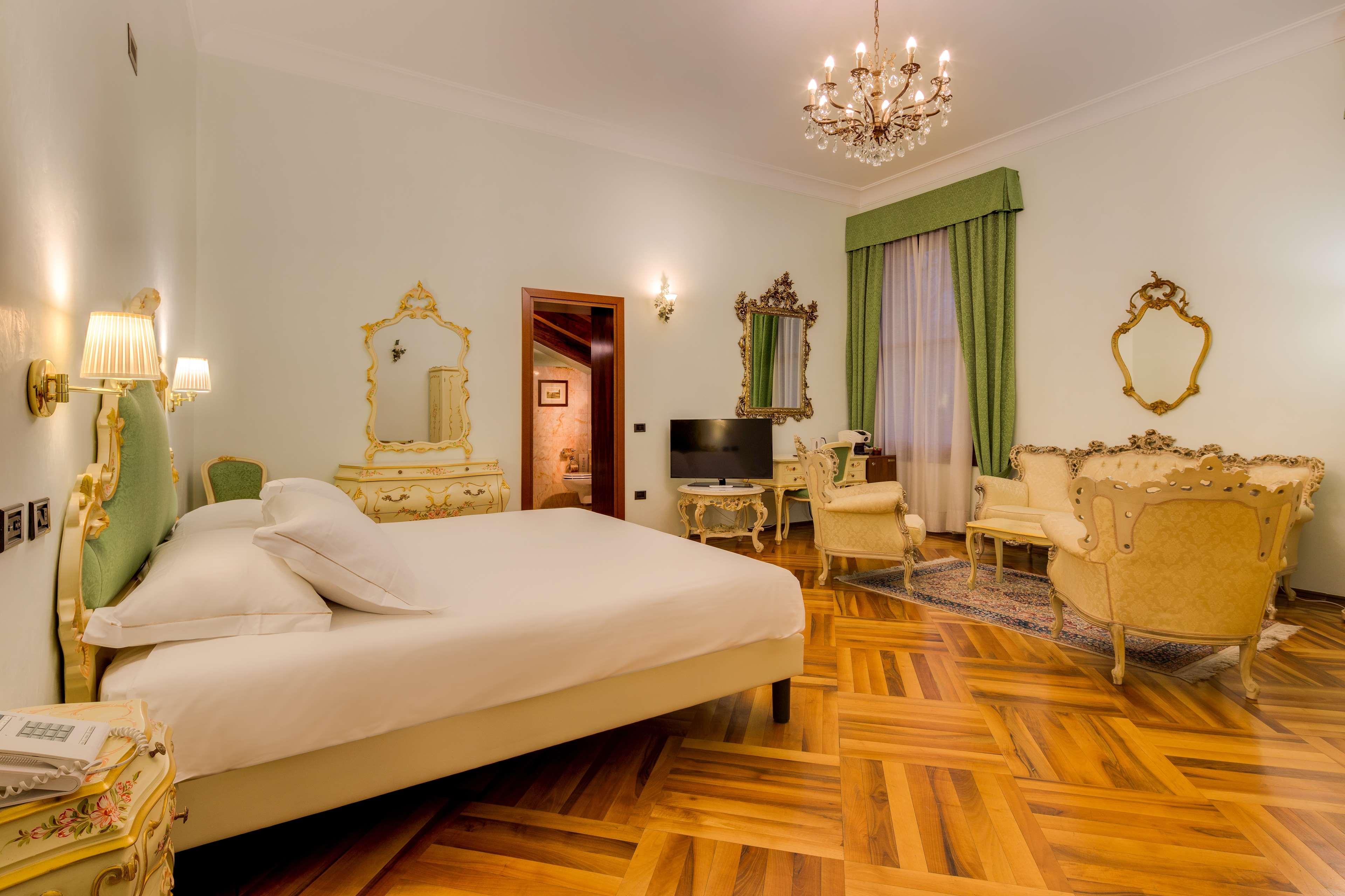 Western Tacchi Hotel 4*
